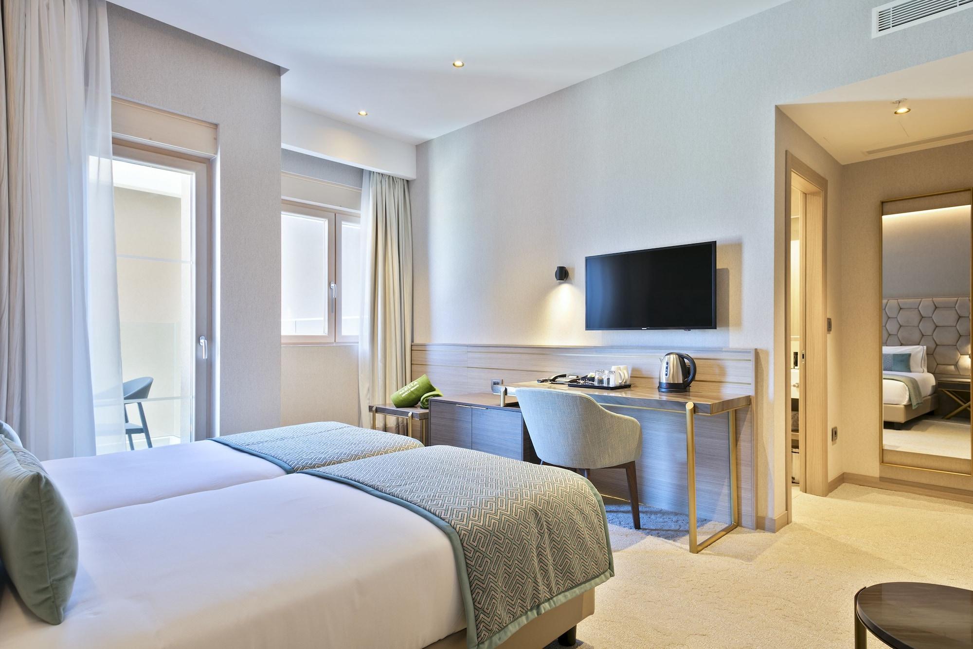 Hotel Ami Budva Petrovac Bagian luar foto