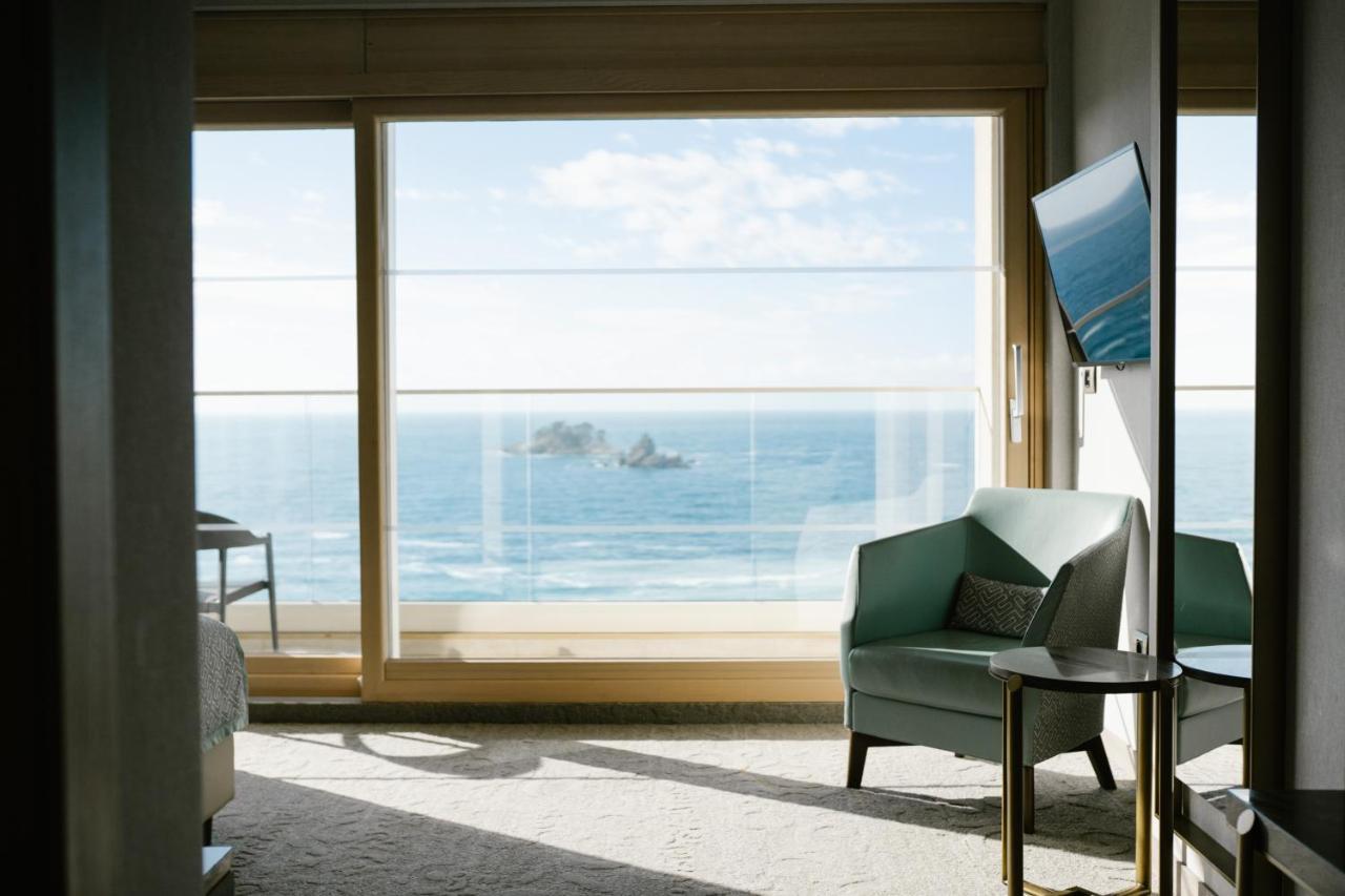 Hotel Ami Budva Petrovac Bagian luar foto