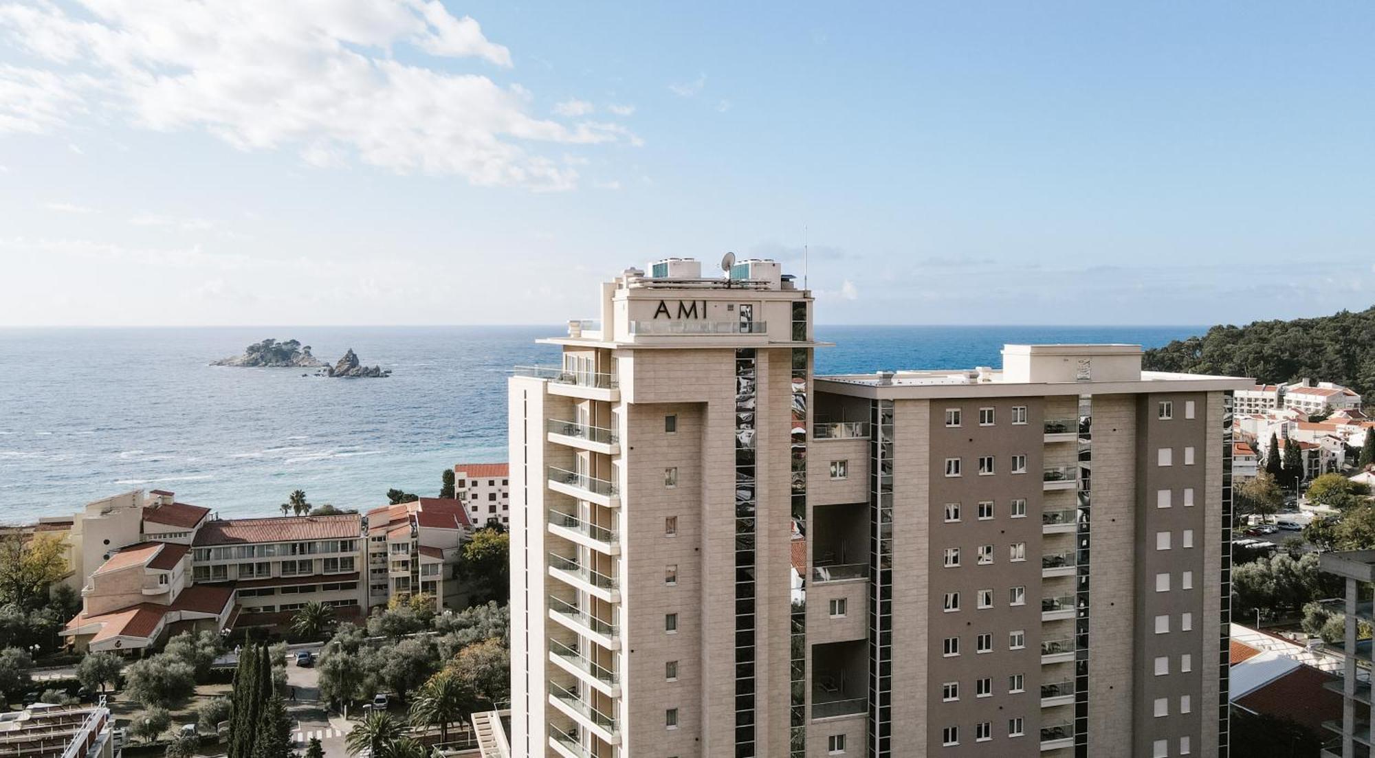 Hotel Ami Budva Petrovac Bagian luar foto